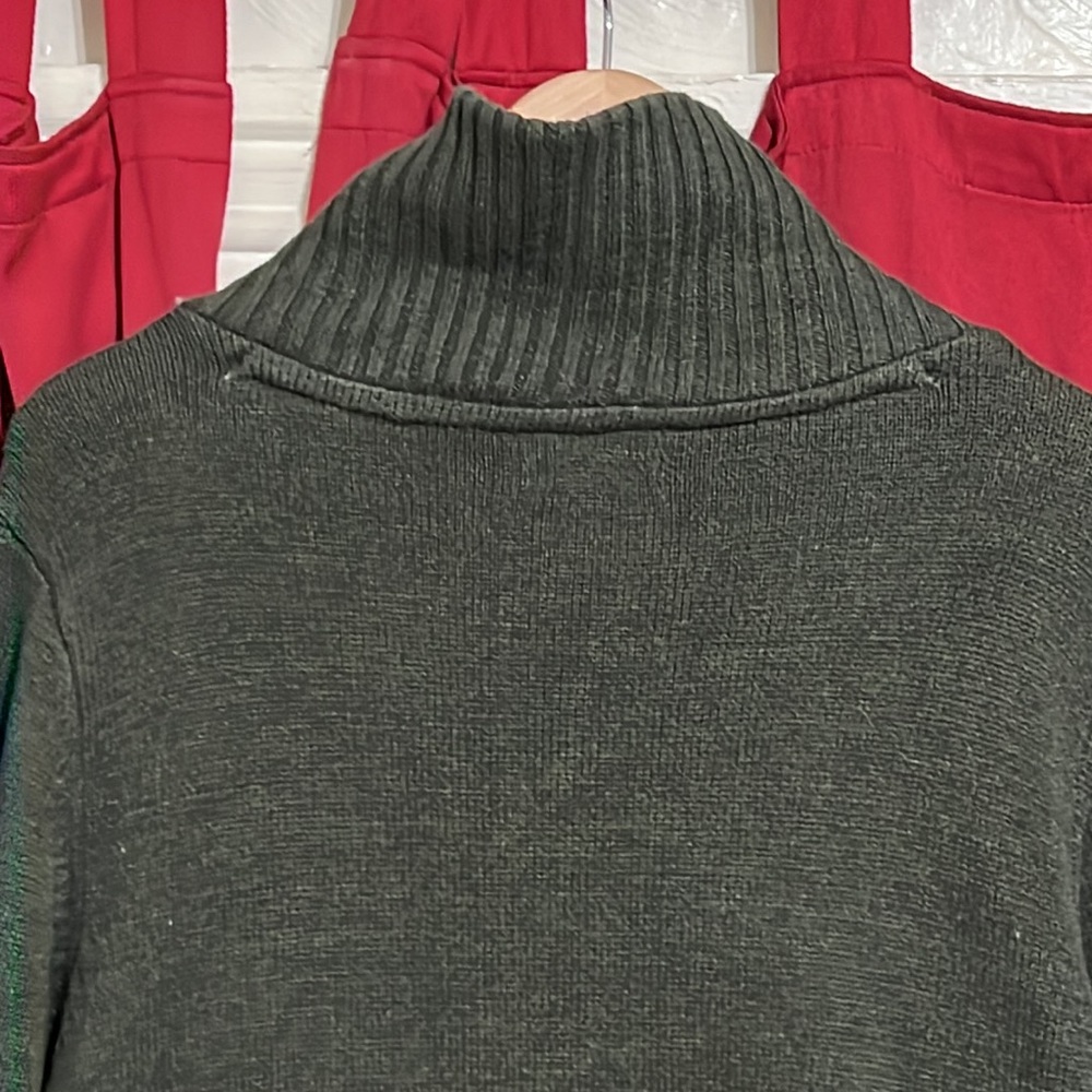 Method sweater size Large. - Picture 8 of 9